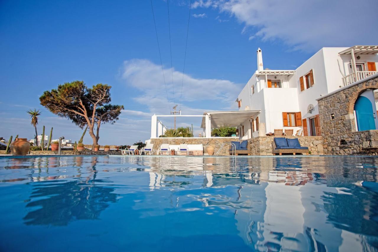 Dimitra Villa